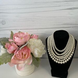 Elegant Multi-Strand Pearl Necklace